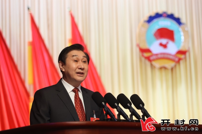 曹忠良做政协常委会工作报告(7556153)-20240203191200