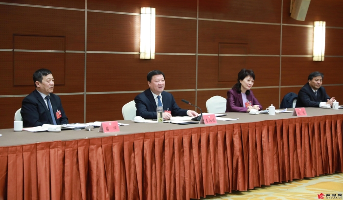 （李湘豫）参加政协联组讨论 全媒体记者 (7608829)-20240204231825