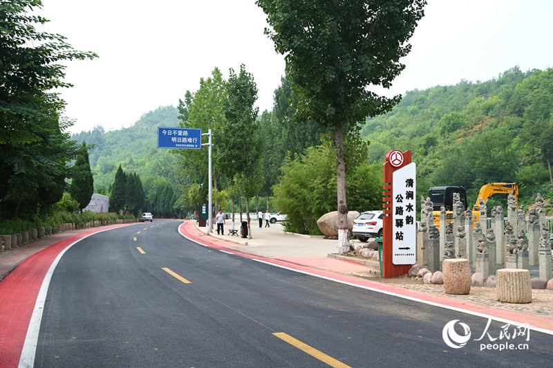 济源南山旅游公路。人民网记者 王玉兴摄