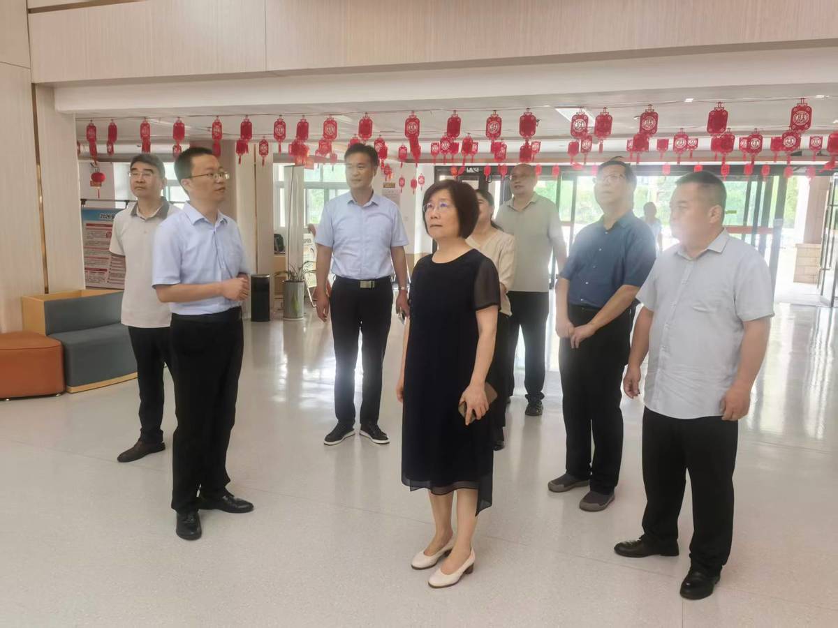 市政协调研我市银发消费培育情况