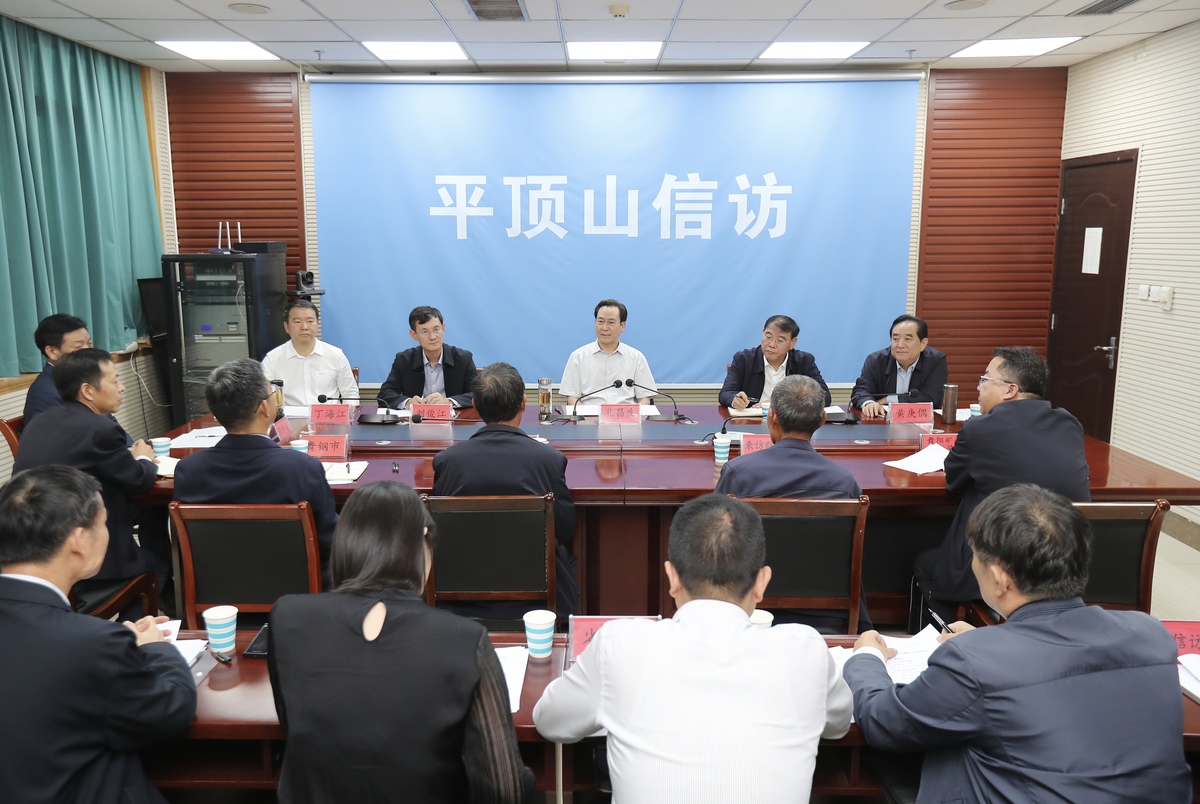 孔昌生在许昌平顶山接待来访群众时指出 走好新时代党的群众路线 用心用情做好信访工作