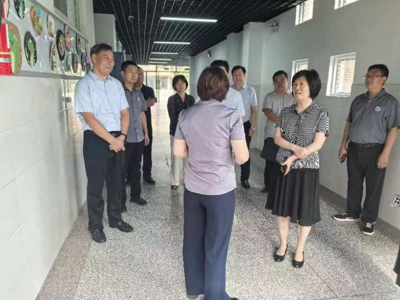 黄艳副主席带队开展重点提案督办活动