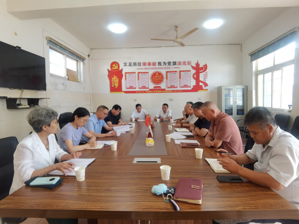市政协副主席卢永明深入安阳县调研