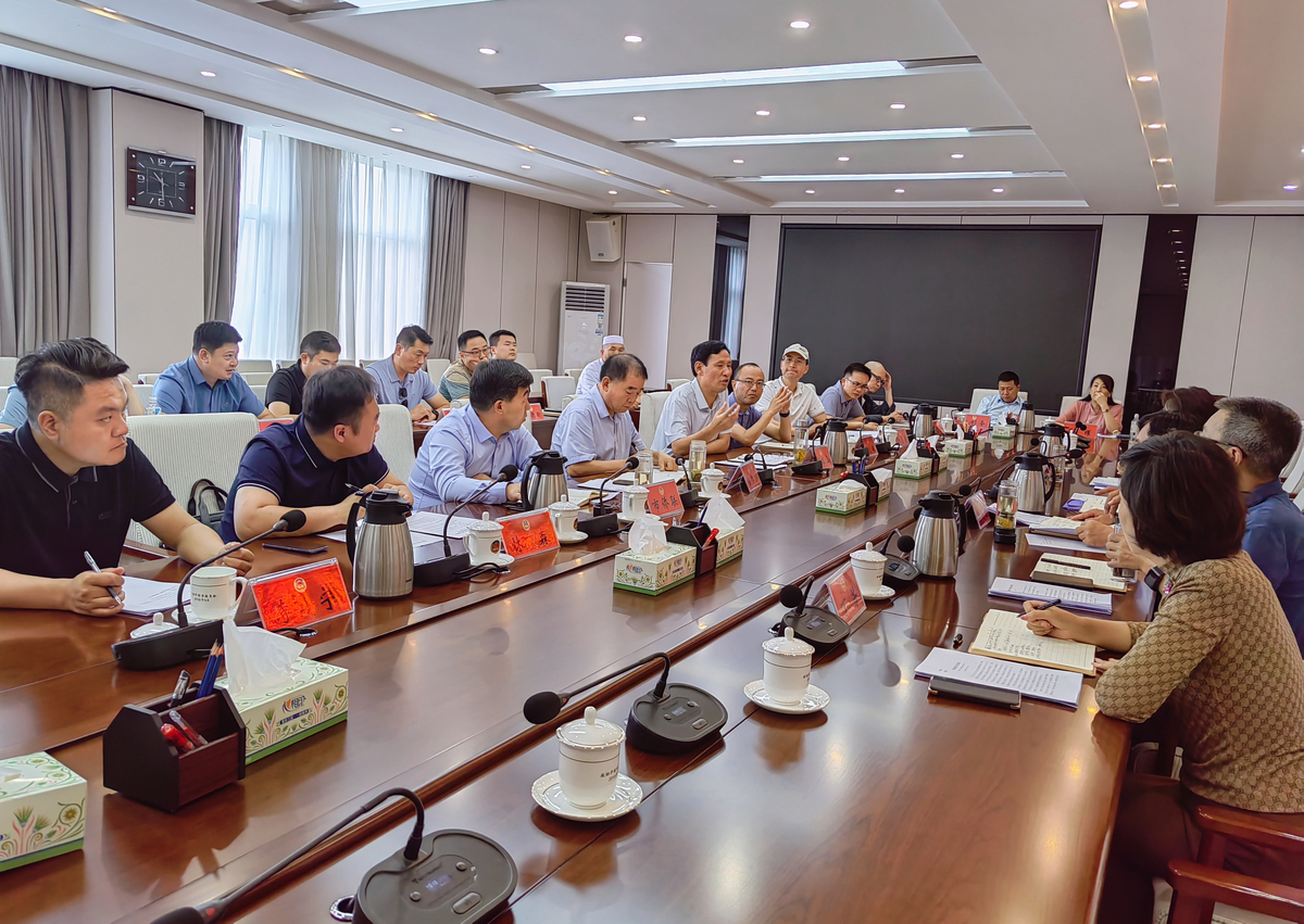 市政协召开专题调研座谈会
