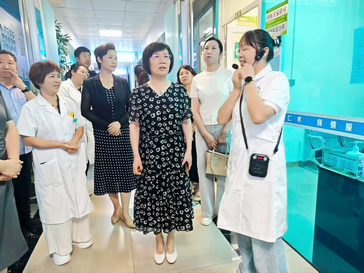 市政协副主席黄艳调研督导重点提案办理情况