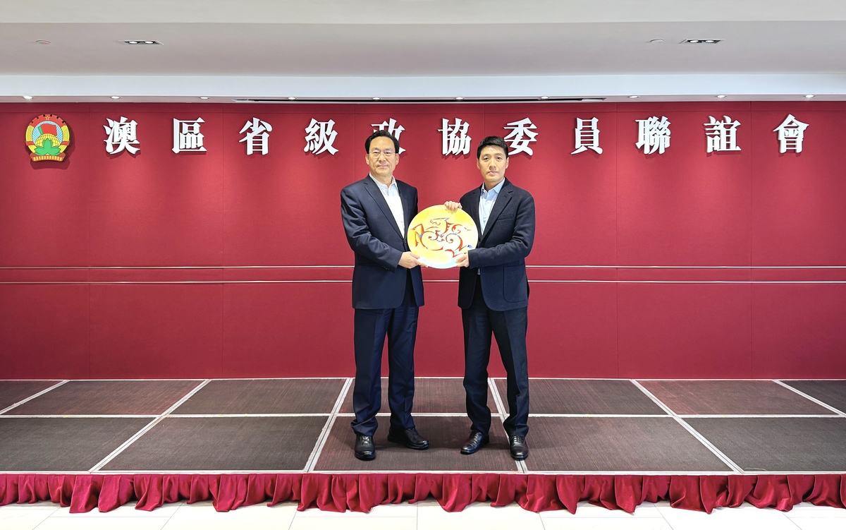 孔昌生率团赴港澳走访看望省政协港澳委员 发挥港澳委员“双重积极作用” 积极助力港澳繁荣稳定和河南高质量发展