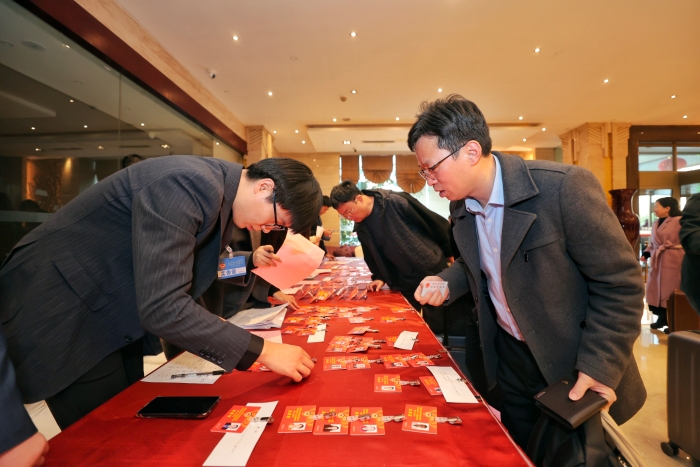 2月16日，出席市政协十三届三次会议的政-NEP1_20250216_C00213283843