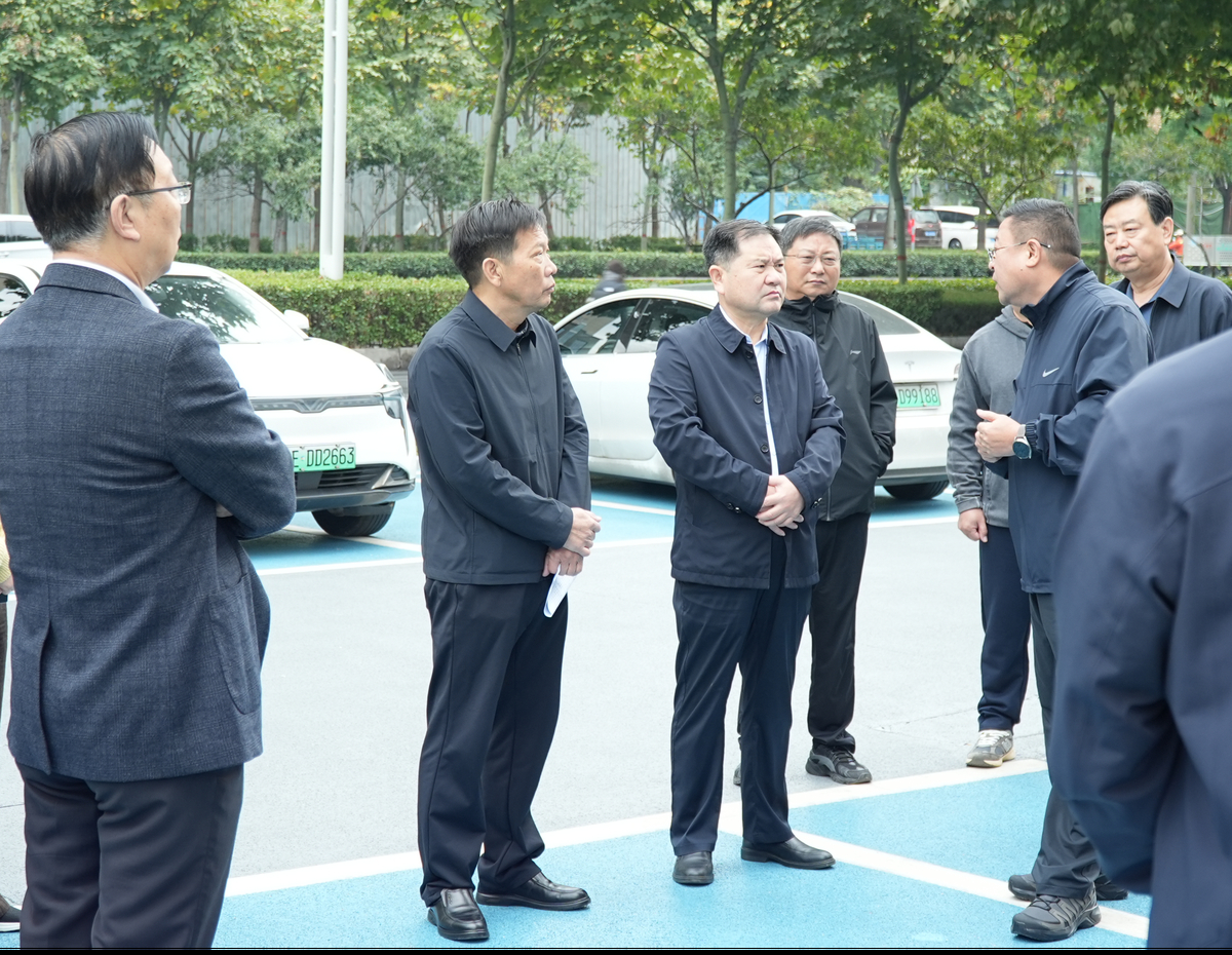 市政协副主席秦志军带队赴市城市管理局 开展提案办理“一线看”“回头看”调研活动
