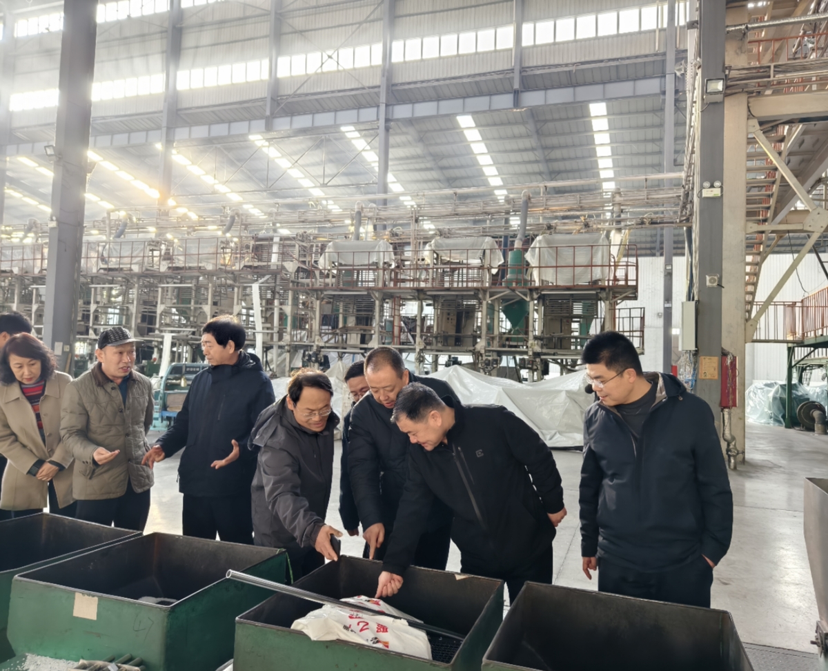市政协副主席秦志军带队深入企业走访调研