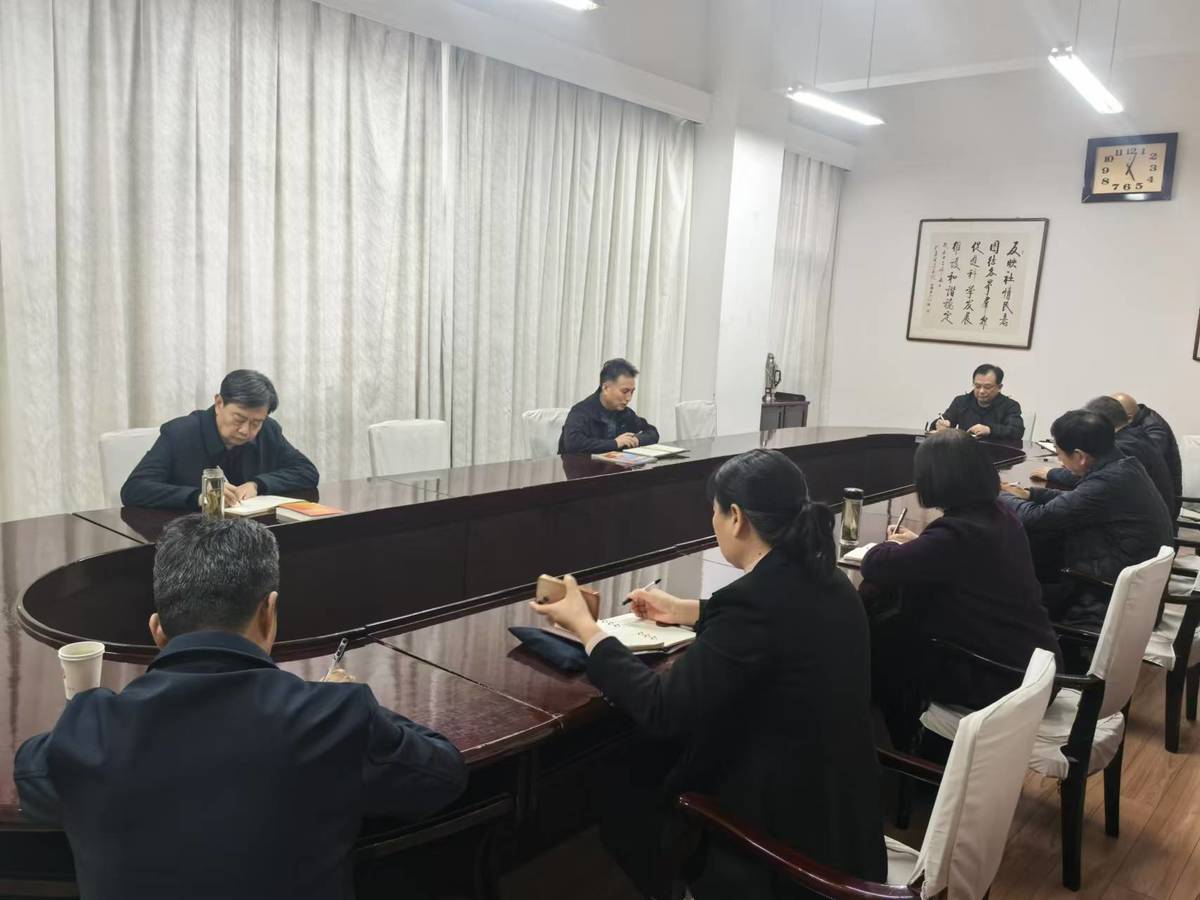 市政协副主席薛文明为机关第三支部 党员干部讲专题党课