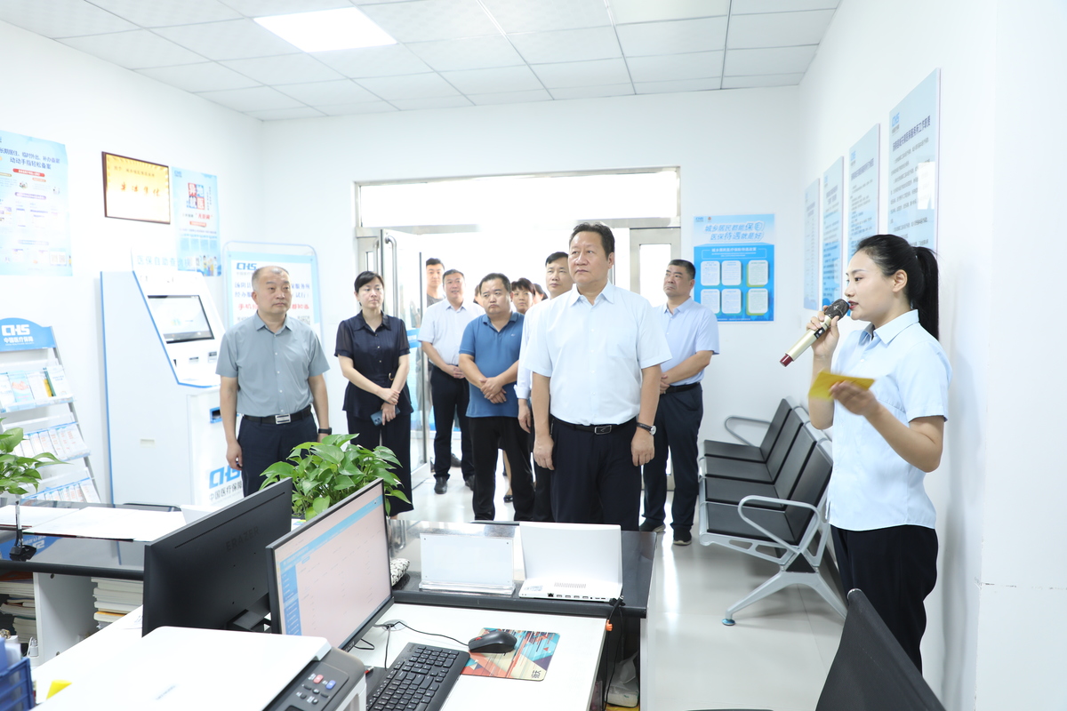 刘鸿民副主席带队开展重点提案督办活动