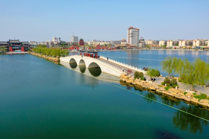 全媒体记者 石斐摄4月8日，古城天气晴好(17671925)-20260206082016