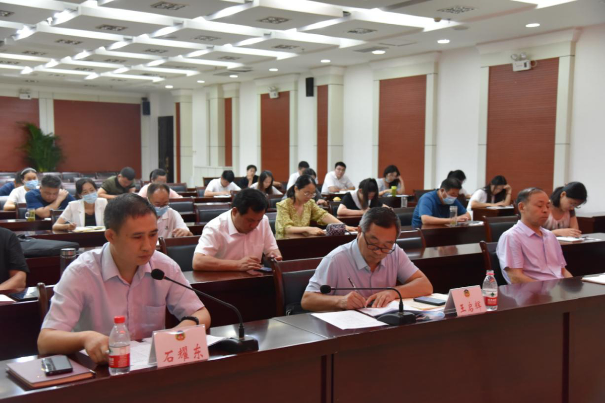 以读书交流促能力提升