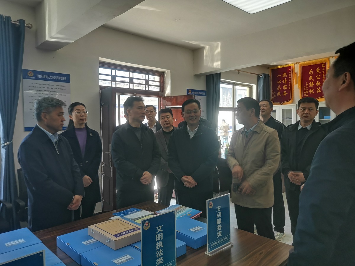 薛文明副主席带队开展民主监督工作