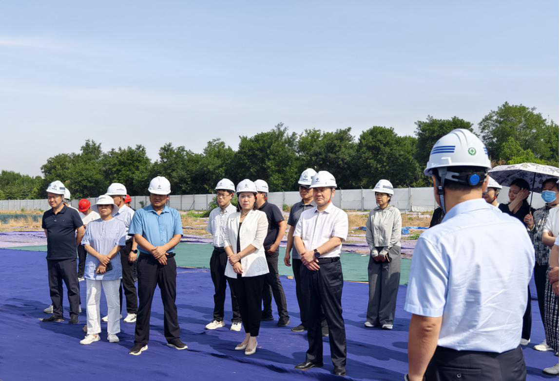 市政协视察安阳农业创新基地建设情况