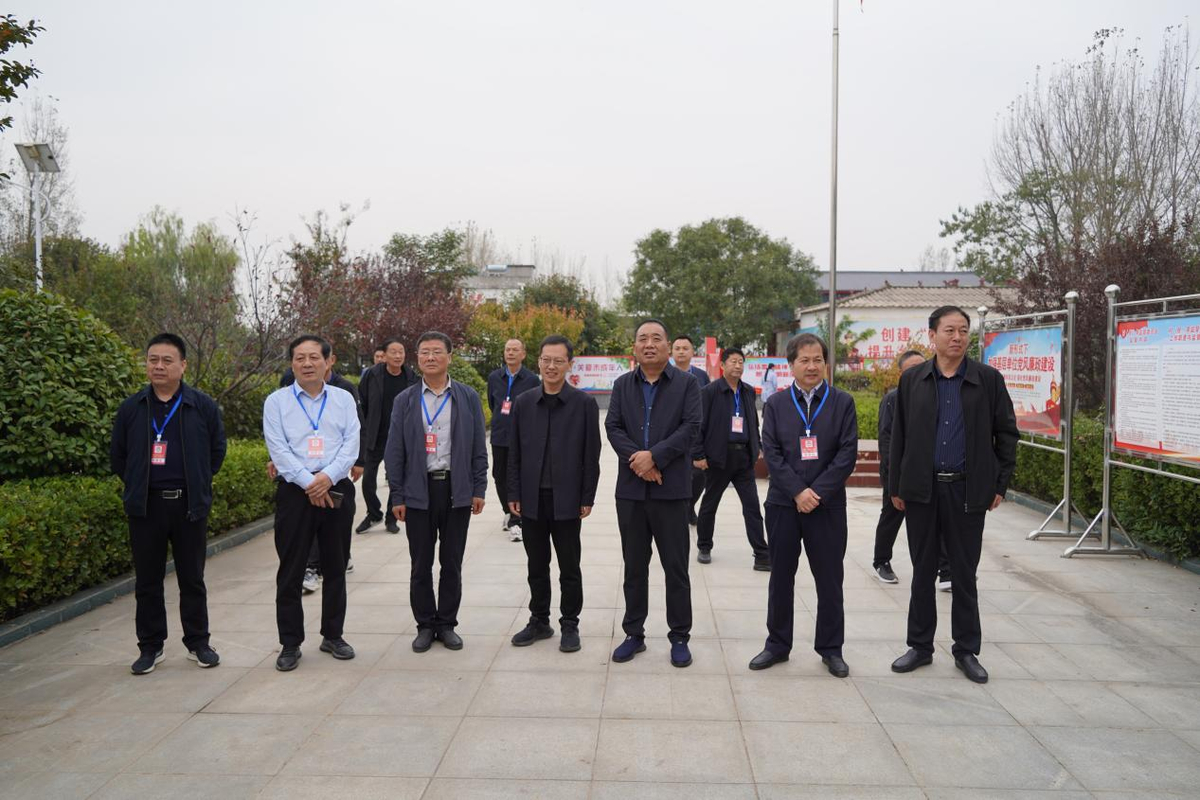方城县政协组织开展全县民主法治示范村（社区）创建工作专项视察