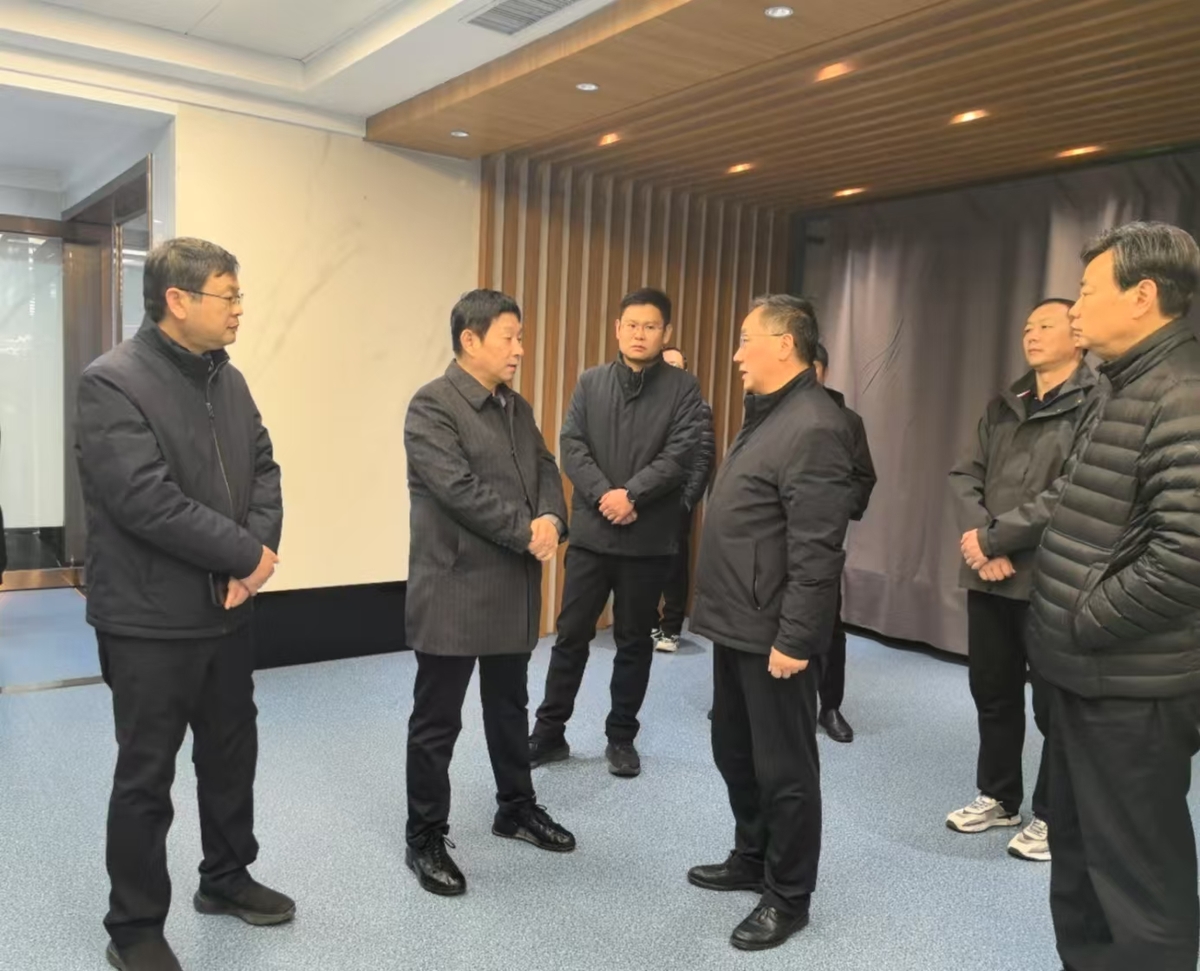 郭献龙副主席深入我市钢铁企业调研